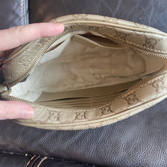 Gucci Bree Disco Guccissima In Gold - Picture 8 of 16